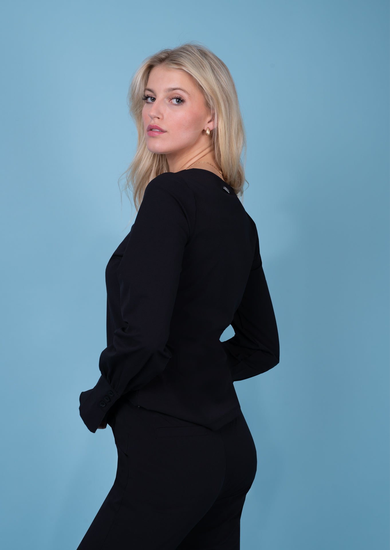 Farbe: Diamond Black